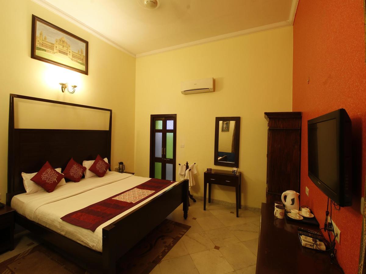 Oyo 2593 The Marwar Hotel & Gardens Jodhpur  Buitenkant foto